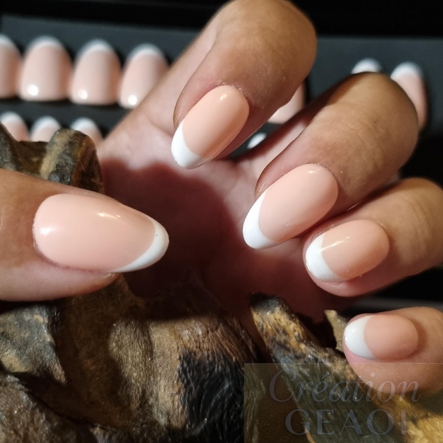 French classique nude little rond S