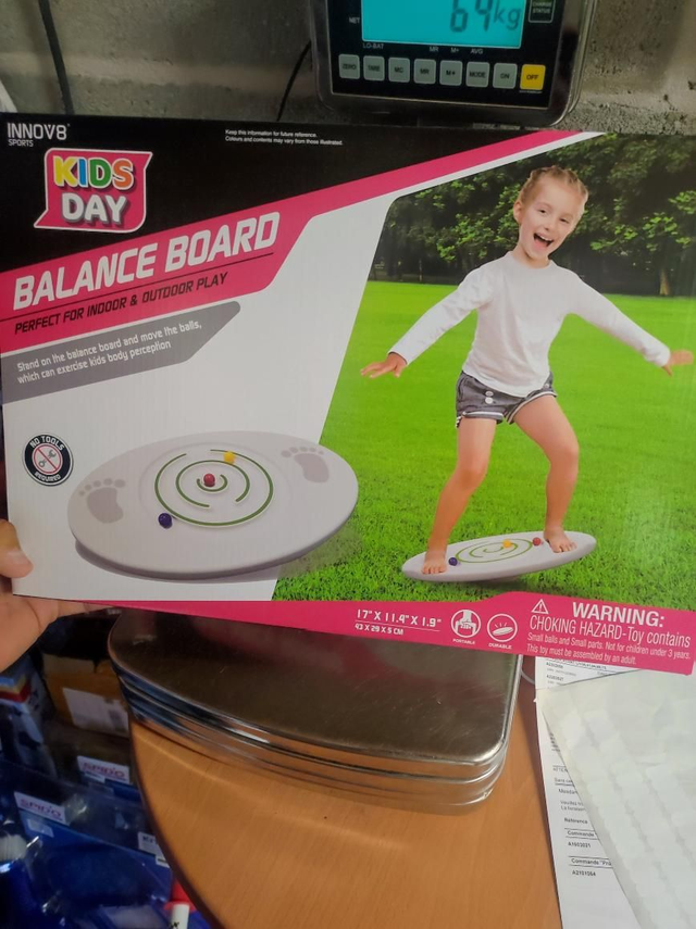 BALANCE BOARD