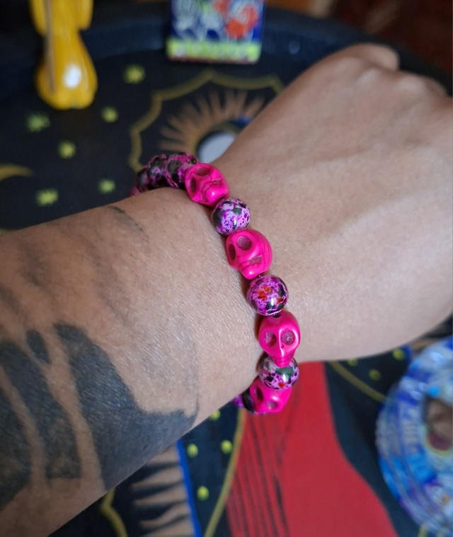 Bracelet Santa Muerte rose