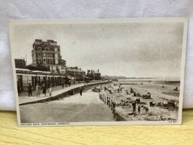 Nayland Rock, Westbrook, Margate, Kent, A.H. & S. "Paragon" Series Postcard. Our Ref  No. R203 £2.50