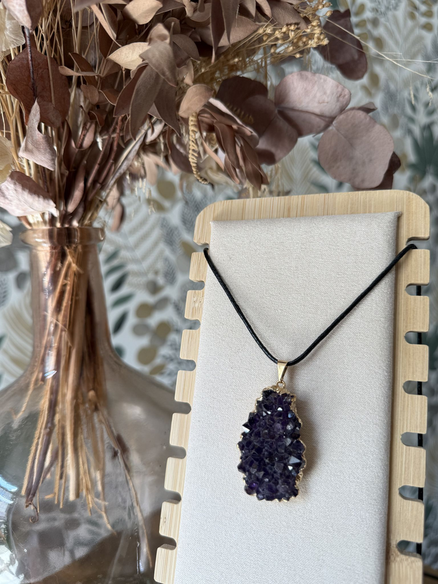 Collier Pendentif Améthyste Brute &amp; Inox couleur dorée