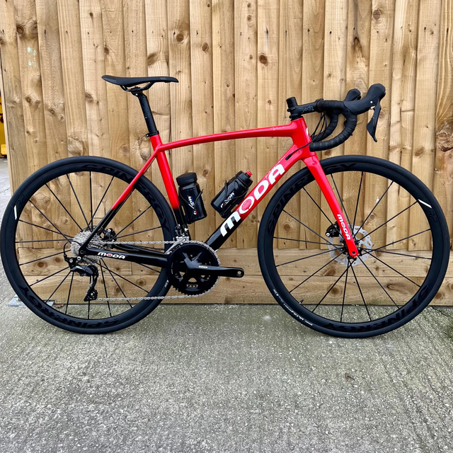 Moda Vivo Disc Shimano 105 Mechanical Groupset