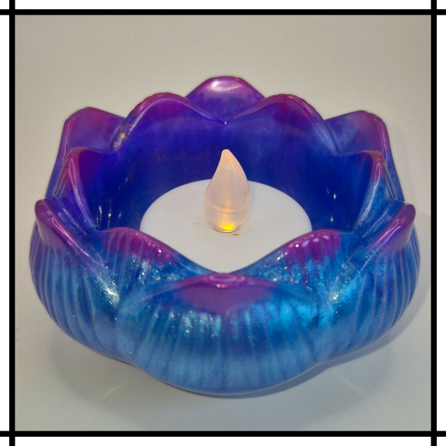 Handmade Resin Small Flower Tealight Holder – Blue &amp; Purple Pearl | Decorative Mindfulness Home Décor - SFT-005