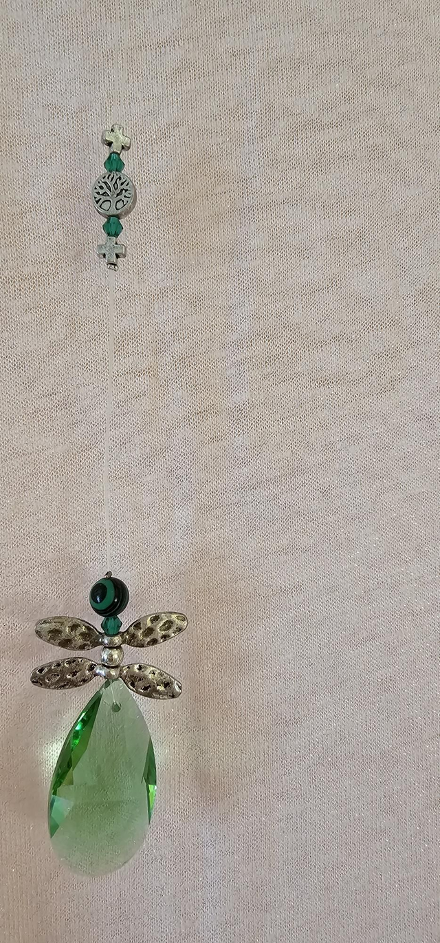 Attrape-soleil Libellule verte – Création Vibratoire