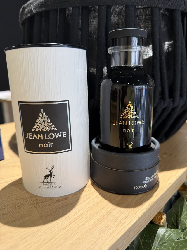 Noir Jean Lowe Noir De Maison Alhambra