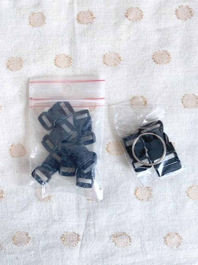 Lot de fermoirs paracorde et paracorde