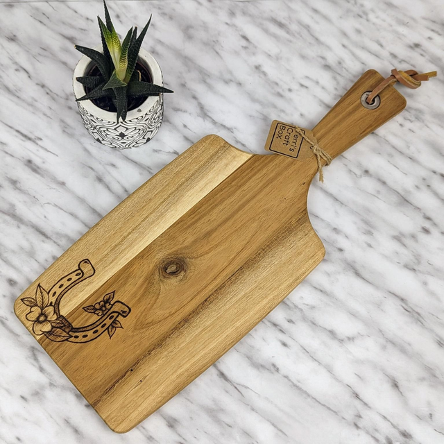 Acacia paddle &#039;HORSE SHOE&#039; (M)