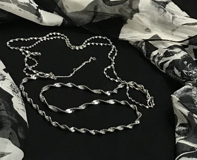 Silver Coloured Necklace- NEC62