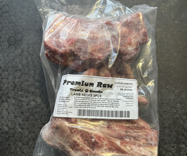 RAW - Lamb Neck 3pcs 