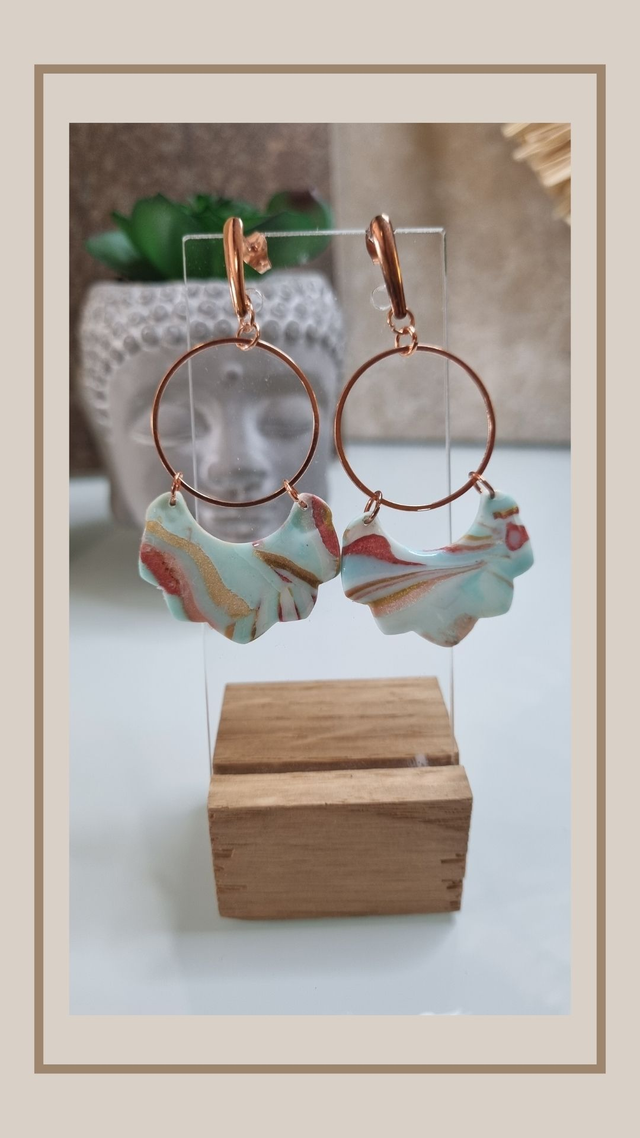 Boucles d'oreilles "bleu été" fleur 