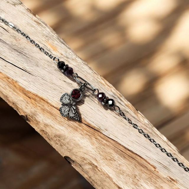 Bracelet acier inoxydable et strass rouge bordeaux et argenté