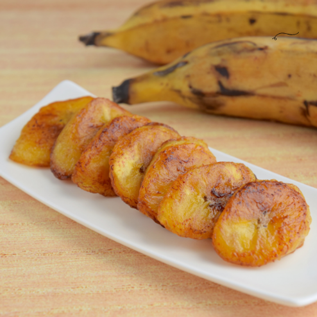 Alloco – Bananes plantains frites, spécialité ivoirienne à Cherbourg