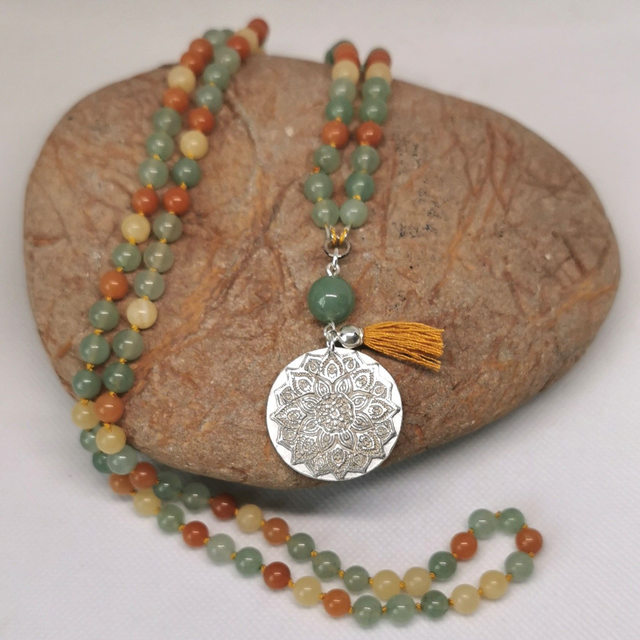 Grüner und Roter Aventurin - Gelbe Jade