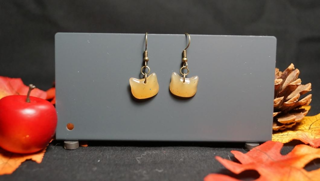 Boucle d'oreilles chat orange 