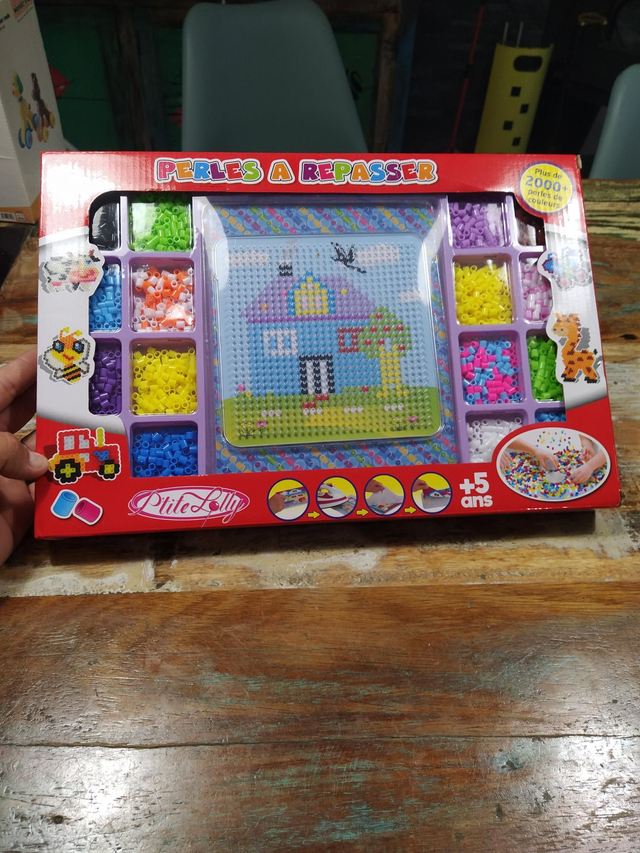 COFFRET PERLES A REPASSER