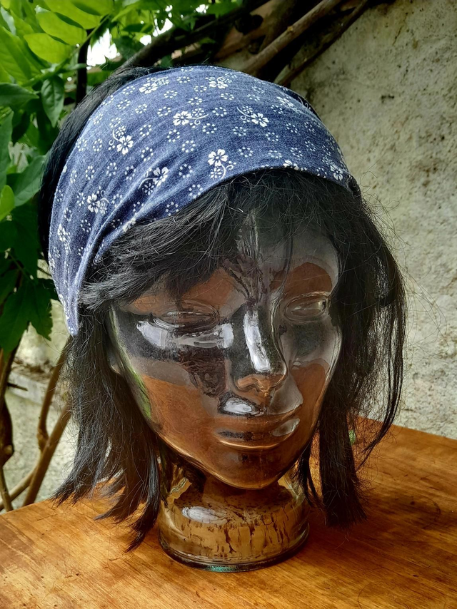 Bandeau plat bleu jean/fleurs