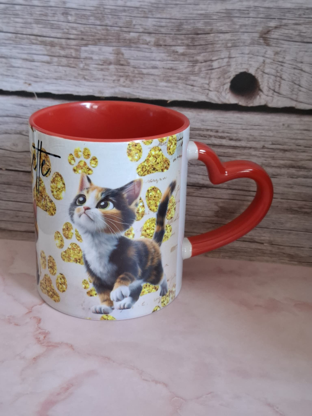 Mug coeur rouge chat calico
