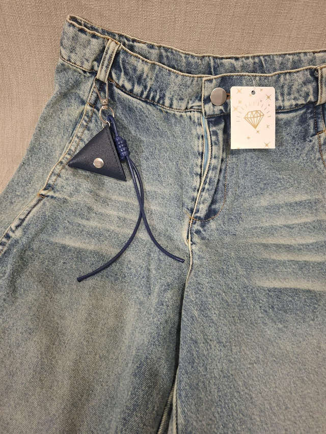 Jean wide leg délavé fille 10 ans (100% Coton) – NEUF avec étiquette