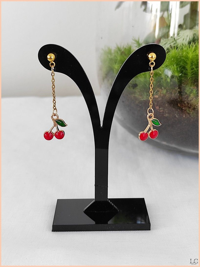 Clous d&#039;oreilles cerises 