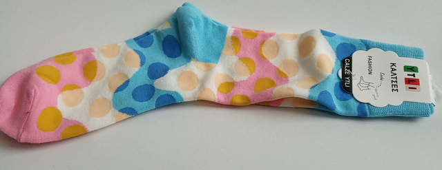 ΚΑΛΤΣΕΣ UNISEX ΜΕ ΘΕΜΑ ΧΡΩΜΑΤΙΣΤΕΣ ΦΟΥΣΚΕΣ