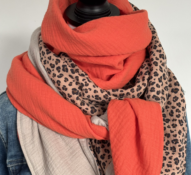 Foulard triangle — Mandarine, léopard noisette &amp; beige