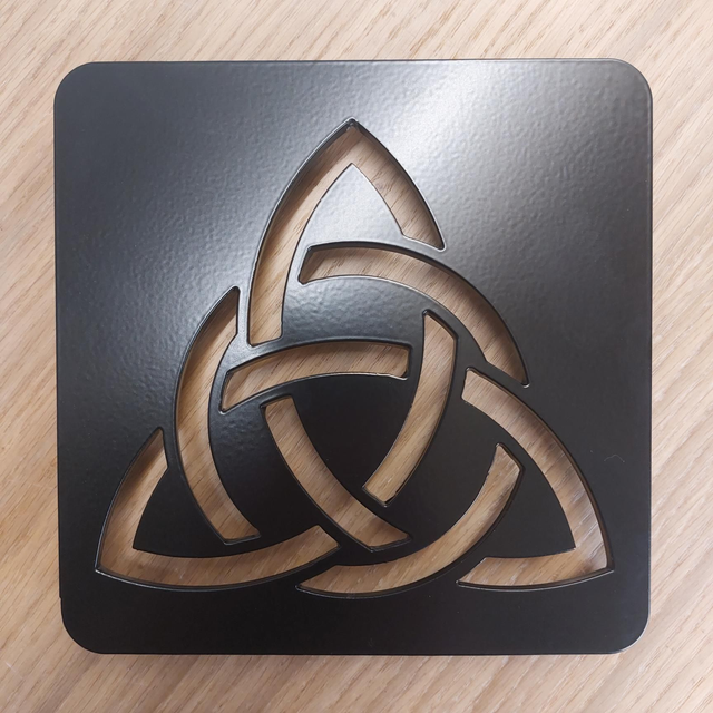 Celtic Knot Triangle Trivet