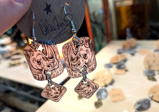 Rhinocéros, boucles d'oreilles