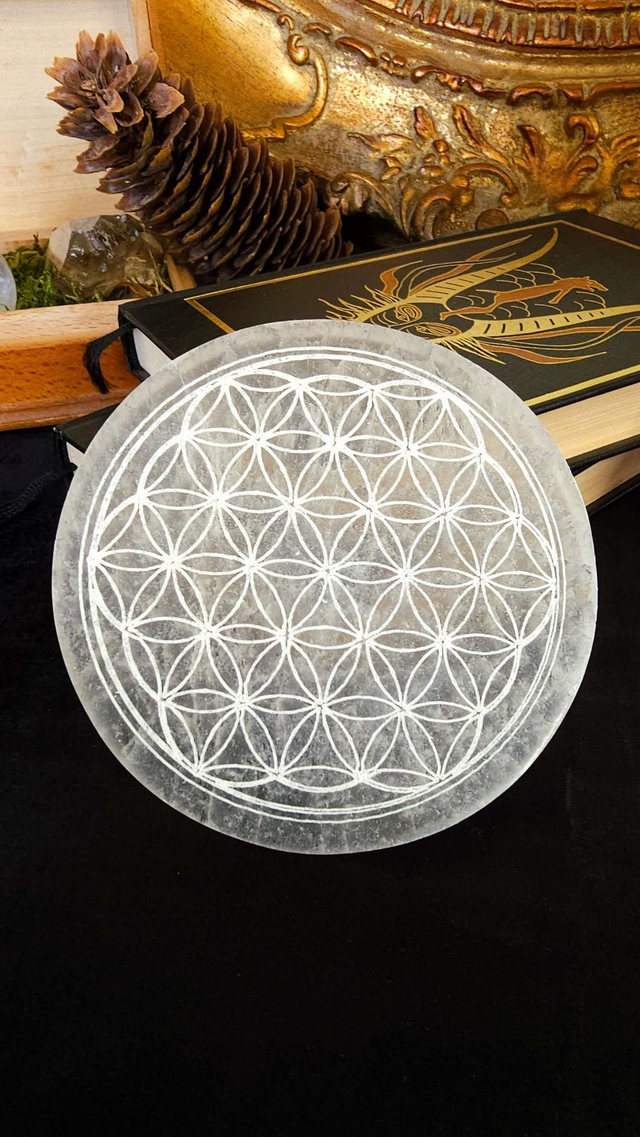 Plaque en Sélénite Fleur de vie - Rechargement des pierres