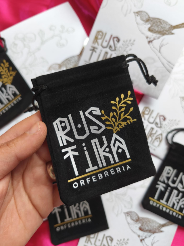 10 Bolsas de terciopelo personalizadas con vinilo dos colores