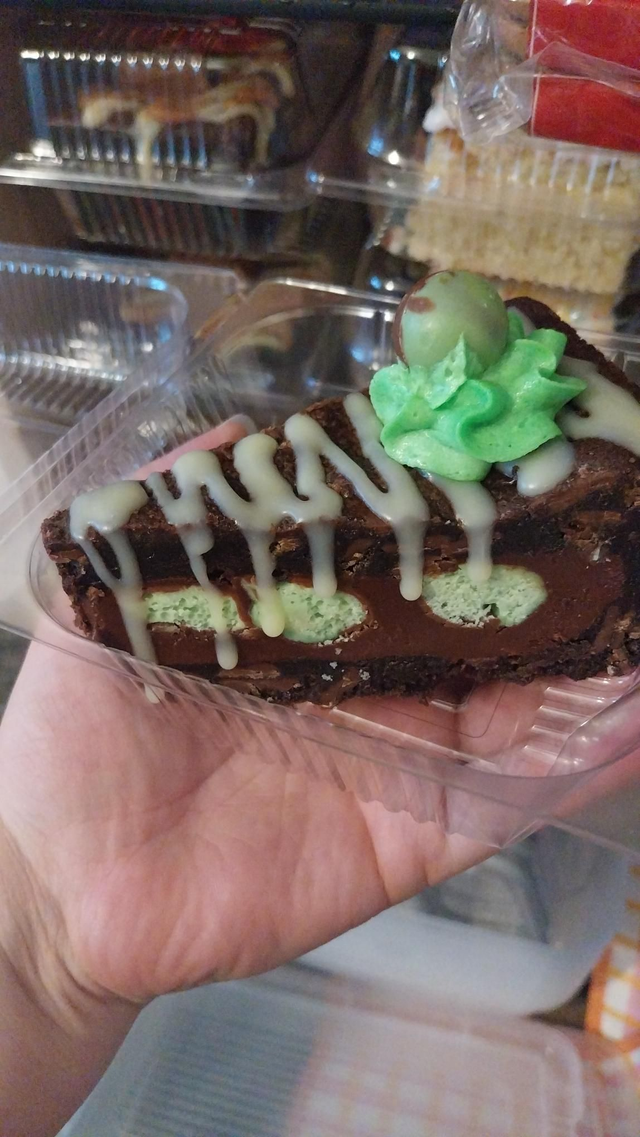 Mint Aero Cookie Pie 