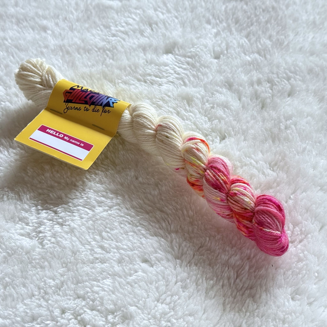 White &amp; Pink — BFL Sock Mini — 20g