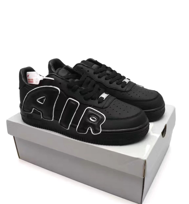 Nike Air Force 1 (Vendu sans la boîte )