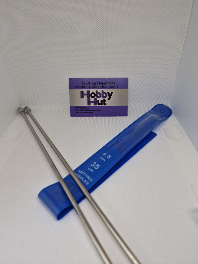 Knitting Needles Size 4.5mm 35cm long