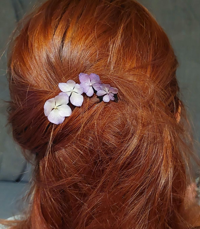 Peigne Multi-Hortensias – Accessoire floral fait main