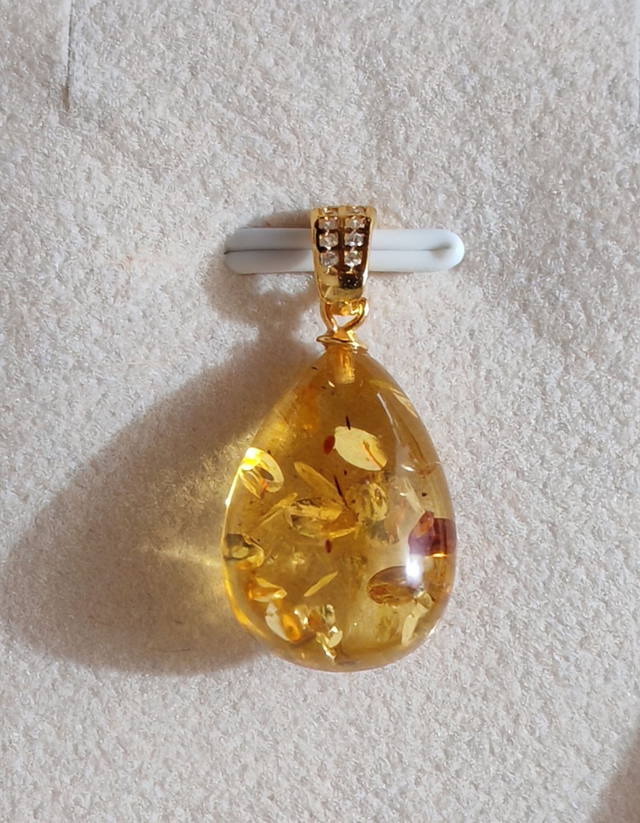 Pendentif ambre goutte, argent 925 plaqué or