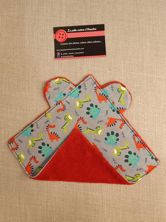 Doudou plat dinosaure 