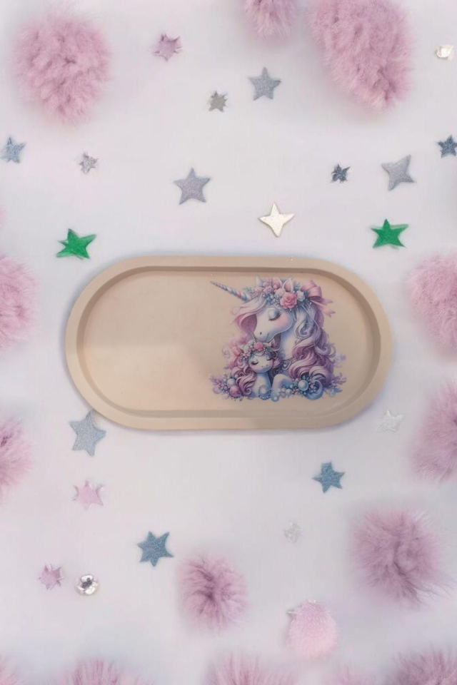 Petit plateau décoratif avec stickers licorne