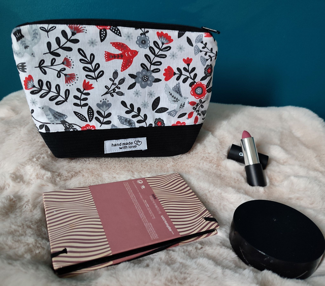 trousse à maquillage bi-matière  