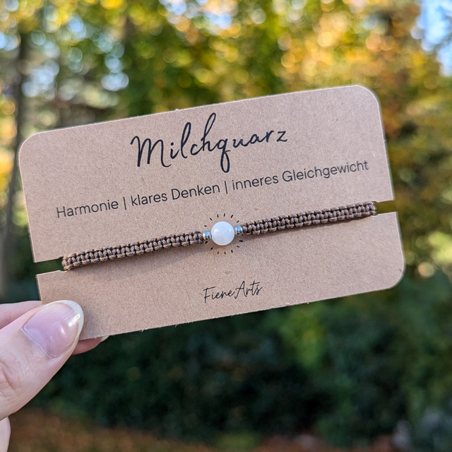Milchquarz - makramee Edelsteinarmband