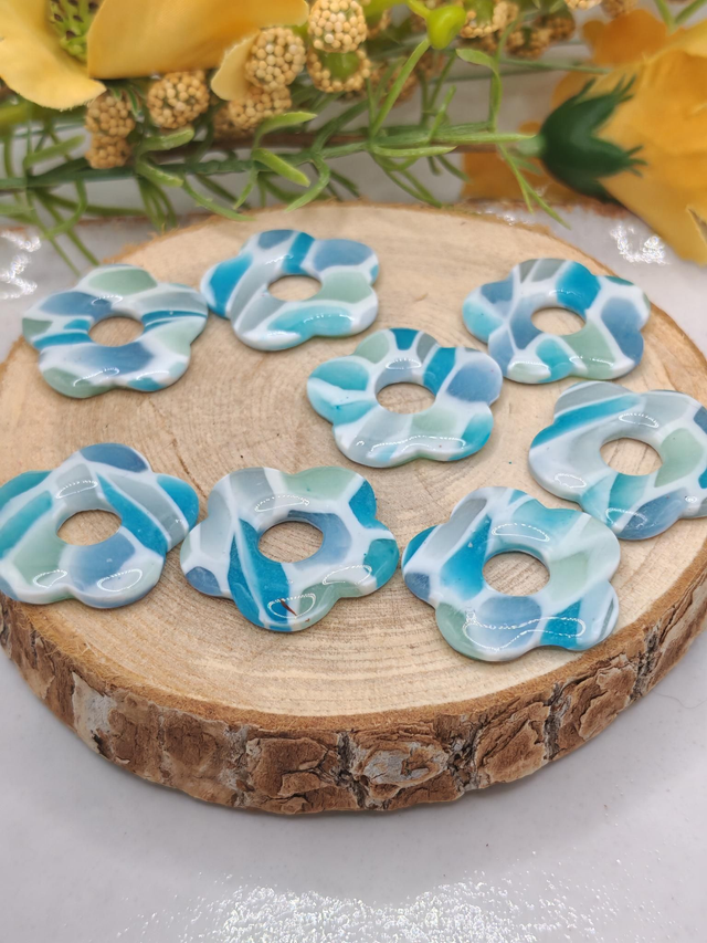 Fleur Amaya vitrail bleu