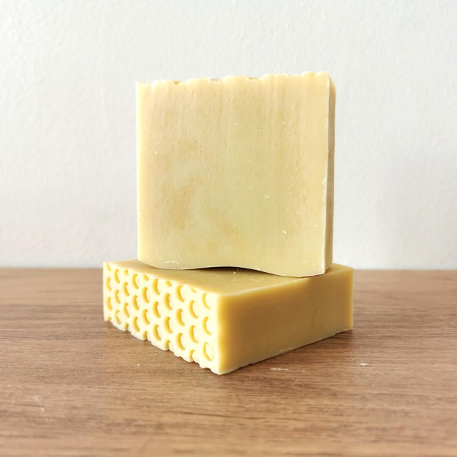 Lot de 2 - Savon doux artisanal au miel et au beurre de karité - Le Miel