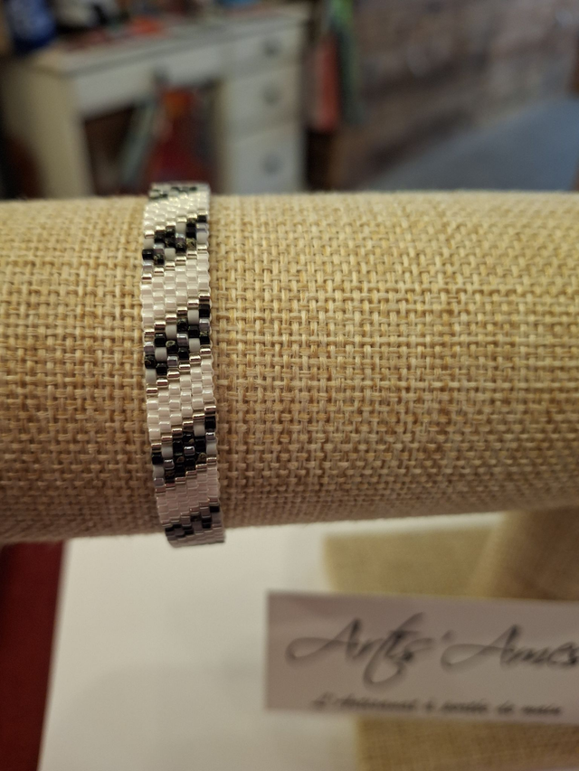 Bracelet tissé Rayures gris noir et blanc argent