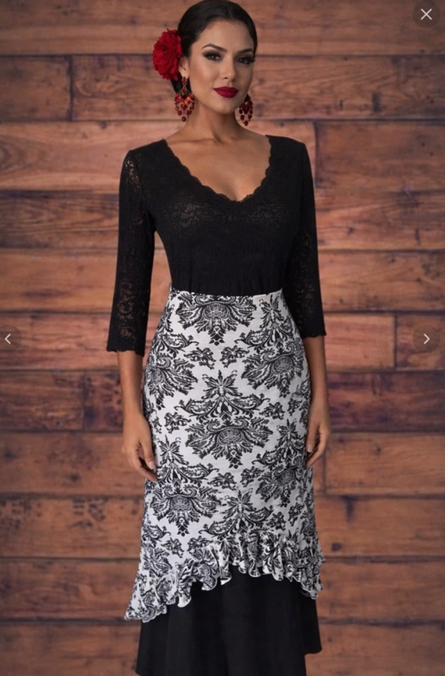 494 Taille L  Surjupe boheme Flamenco Baroque