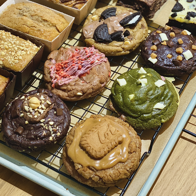 Loaded Cookies – Soft, Chunky & Irresistible