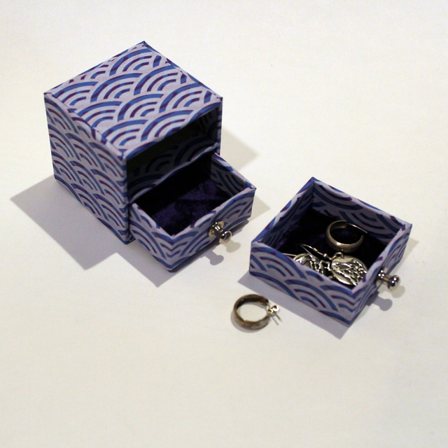 Box with 2 drawers for jewellery or small items