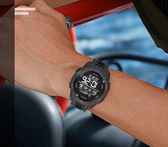 Montre numérique étanche 50 m à LED