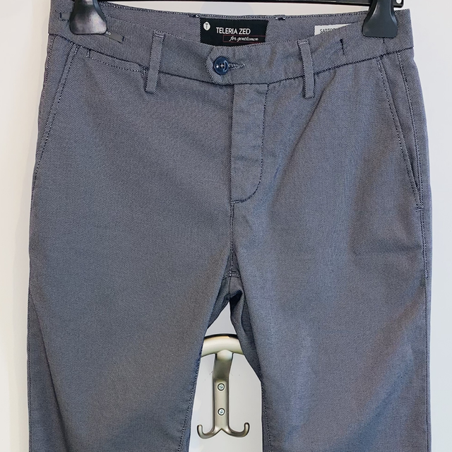 Pantalon chino Teleria Zed