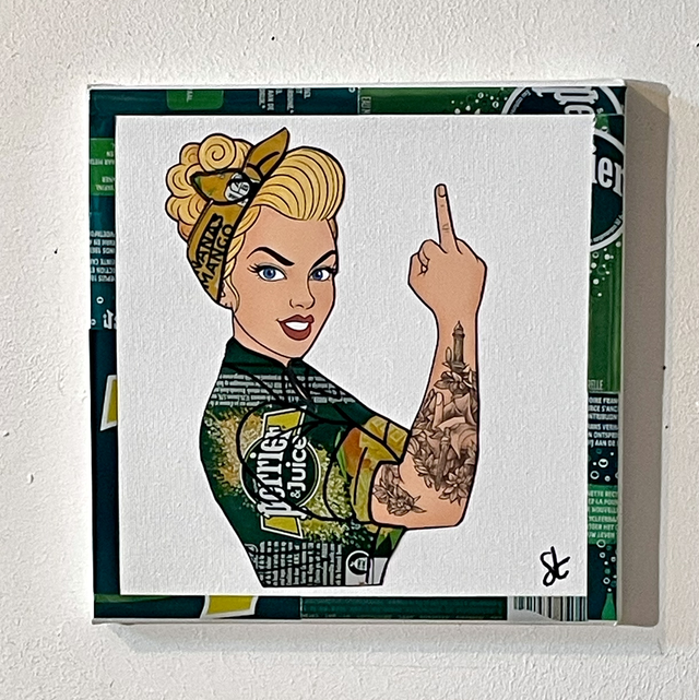 Tableau Pin-up vintage réalisé avec des canettes recyclées 