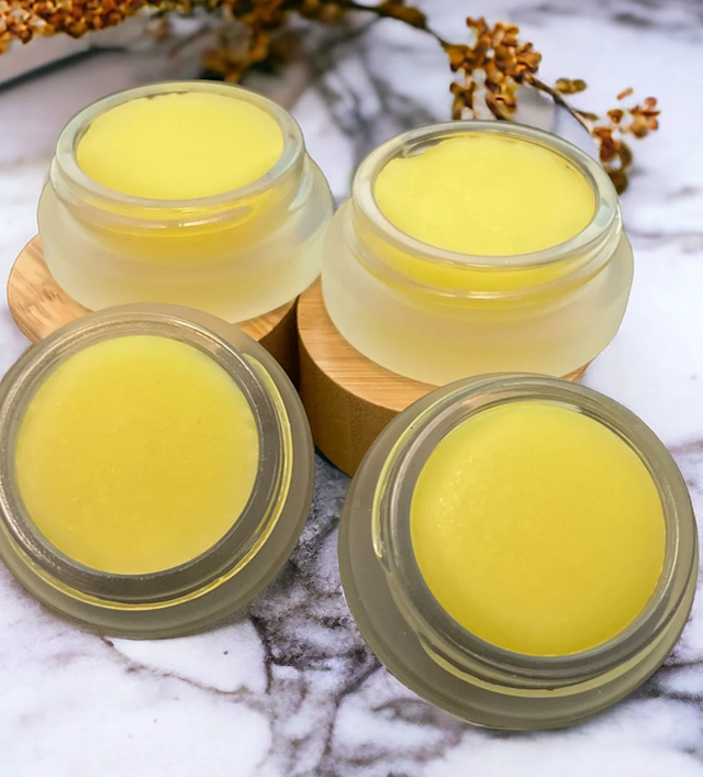 Natural Beeswax Lip Balm 