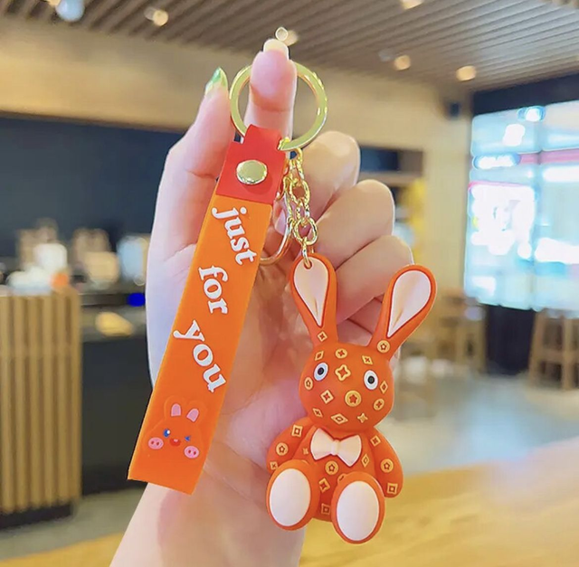 0324 - Konijn geluksbrenger - oranje